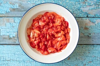 <p>Pour the cashew mixture to a freezer friendly dish Now mash up the strawberries with a fork (add the sweetener if needed) and mix them gently into the cashew mixture.</p>